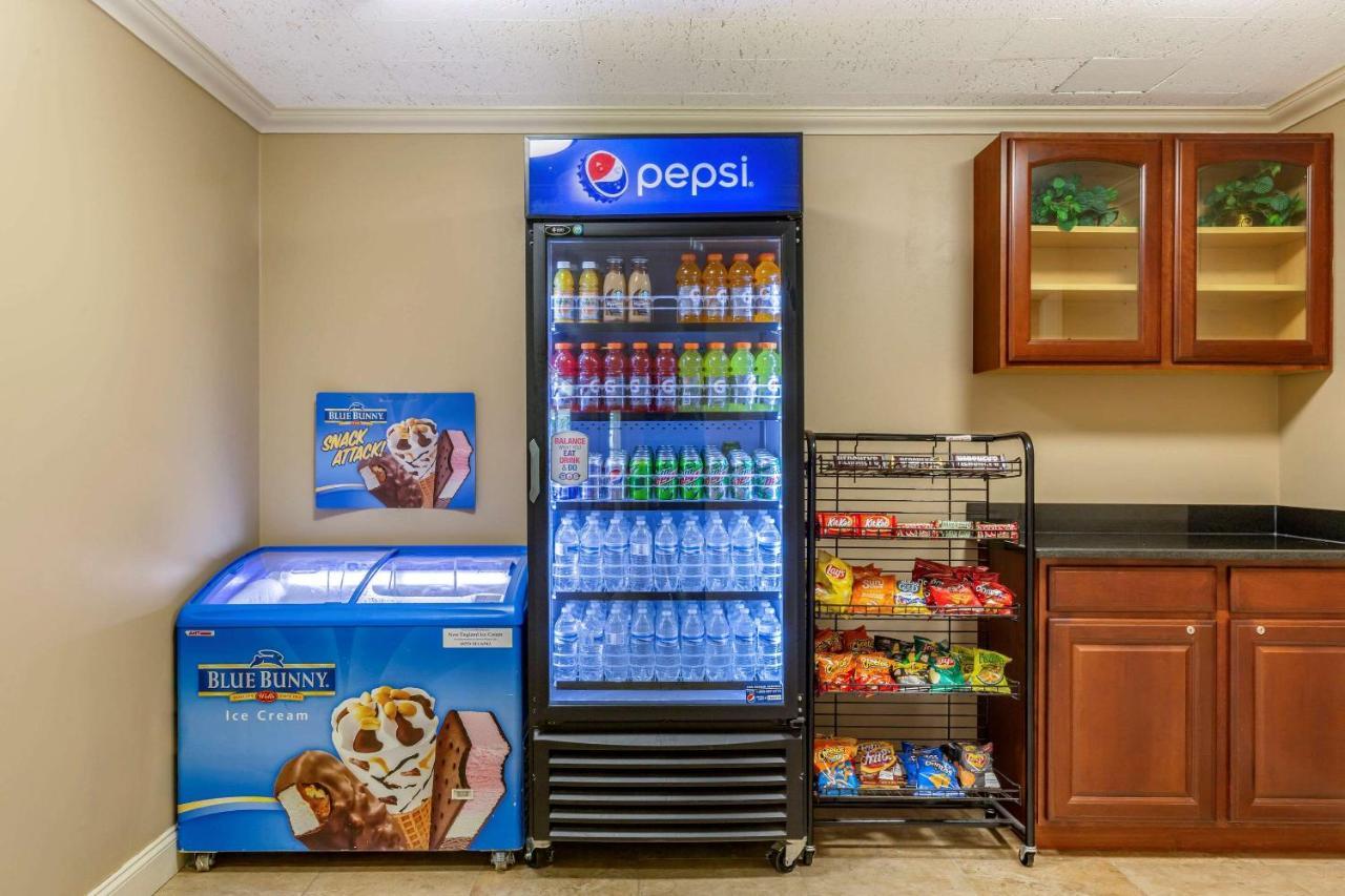Comfort Inn Rockland - Boston Экстерьер фото