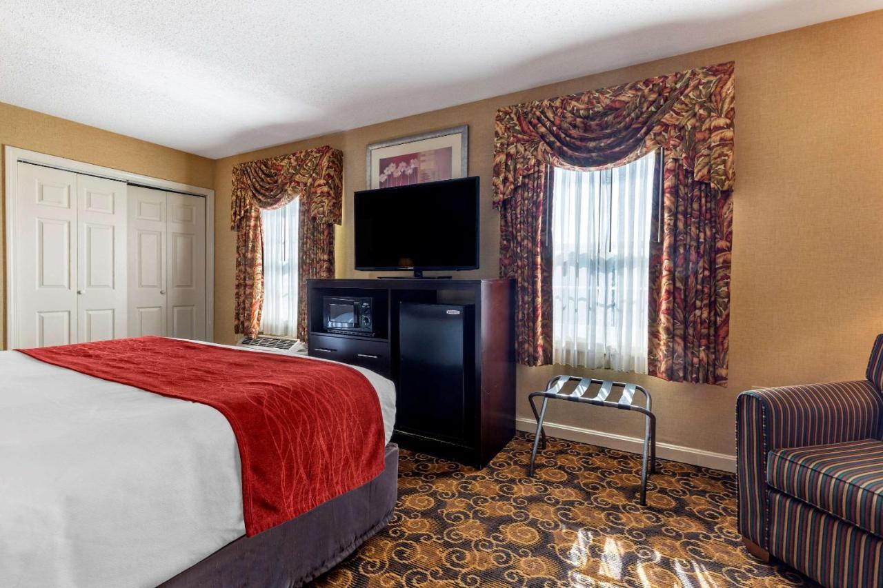 Comfort Inn Rockland - Boston Экстерьер фото