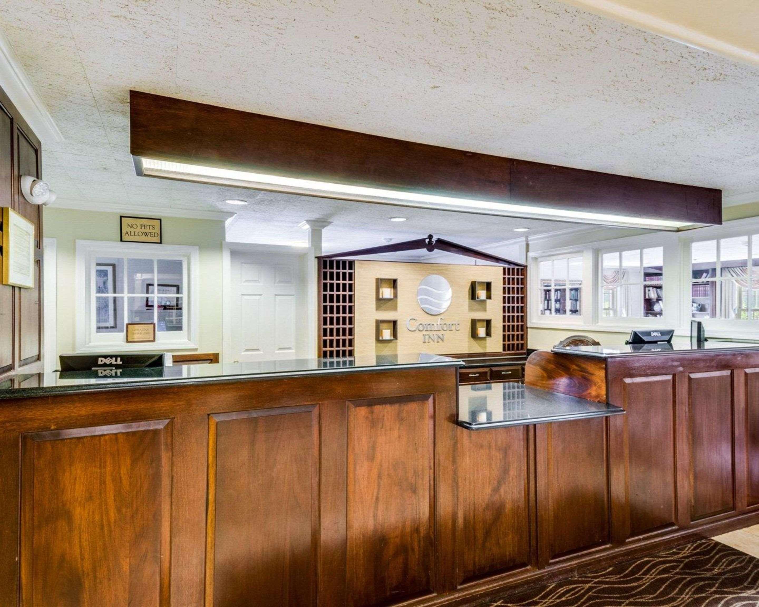 Comfort Inn Rockland - Boston Экстерьер фото
