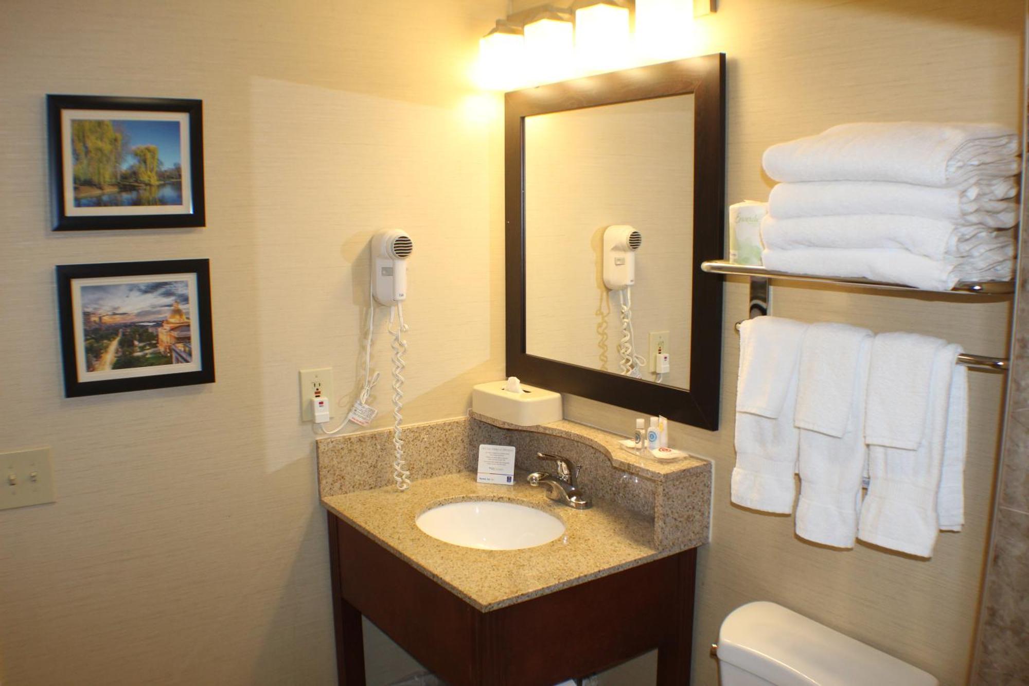 Comfort Inn Rockland - Boston Экстерьер фото